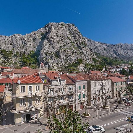 Apartment Nansy Omiš Eksteriør billede