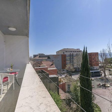 Apartment Nansy Omiš Eksteriør billede
