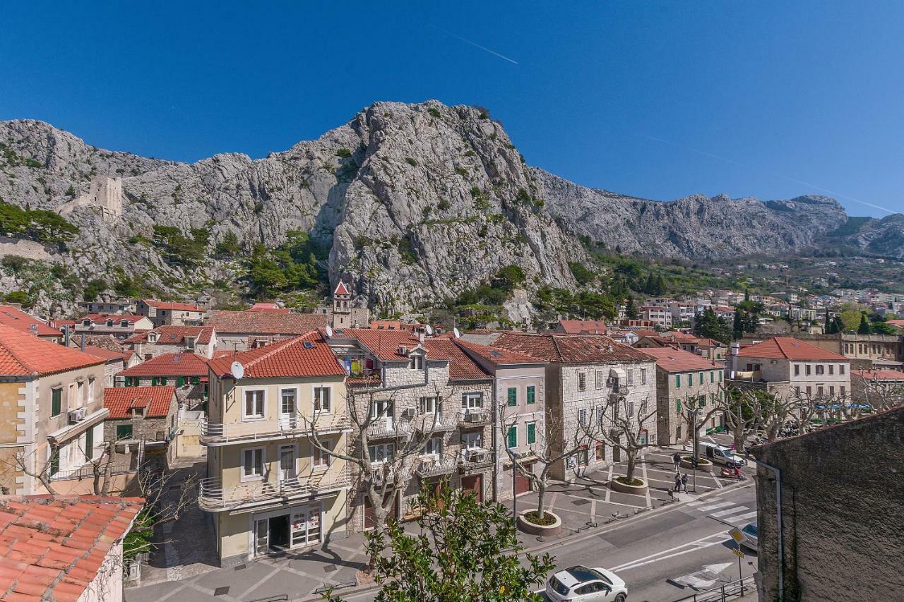 Apartment Nansy Omiš Eksteriør billede