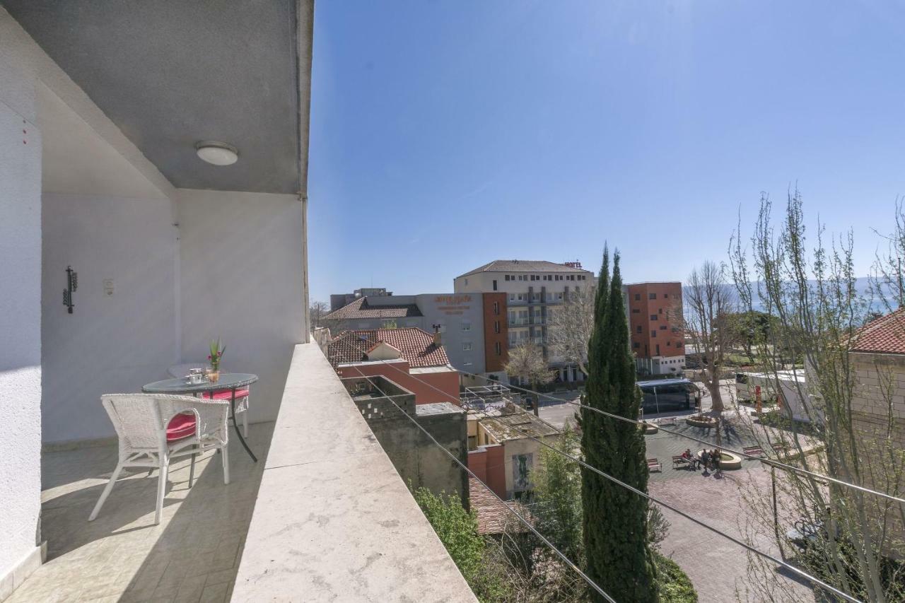 Apartment Nansy Omiš Eksteriør billede